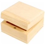 CREATIV WOODEN BOX 6/6/3.5 CM.