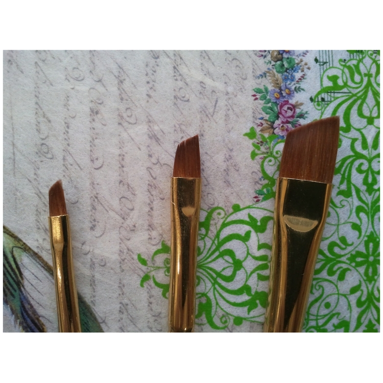 HERMITAGE BRUSH SYNTHETIC BEVELED No1 - Image 2