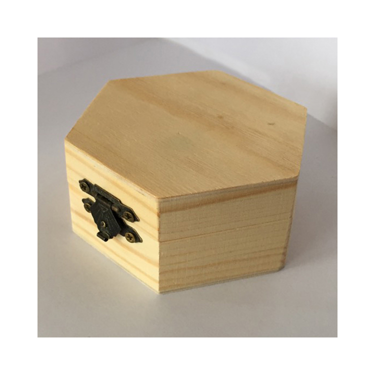 jpeg_0000_892016 NEWART WOODEN BOX HEXAGONAL 10/10/6.5 CM - AS-WB16 - Image 1