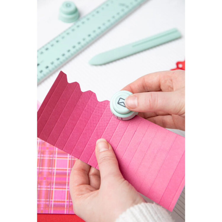 SIZZIX MAKING TOOL-SCORING BOARD & TRIMMER - Image 6